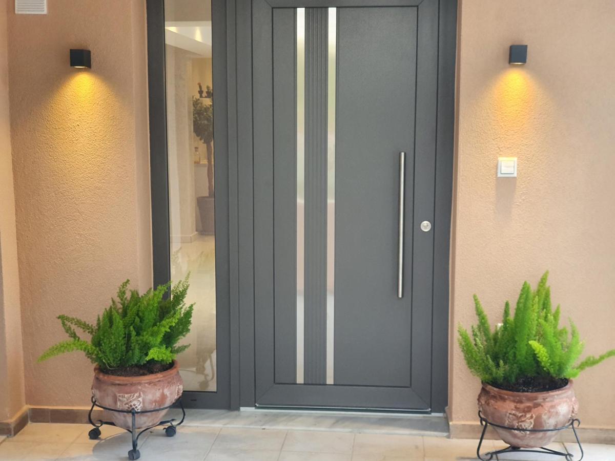 Dioni Luxury House Villa Nea Iraklitsa Buitenkant foto
